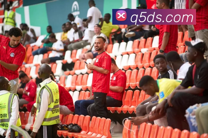 欧洲杯英格兰荷兰芬兰等名单中含兰字国家影响出场首发与球迷看点